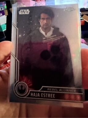 Topps Star Wars Haja Entrée Card - Black, Purple